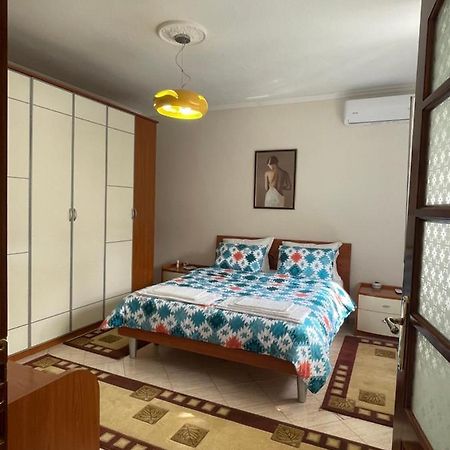 Guest House Tiranë Luaran gambar