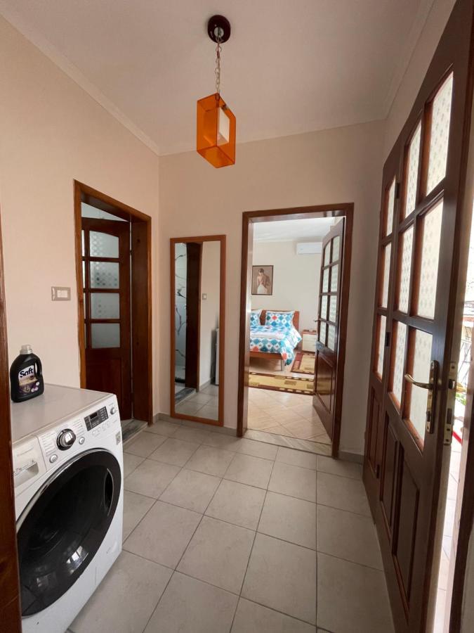 Guest House Tiranë Luaran gambar